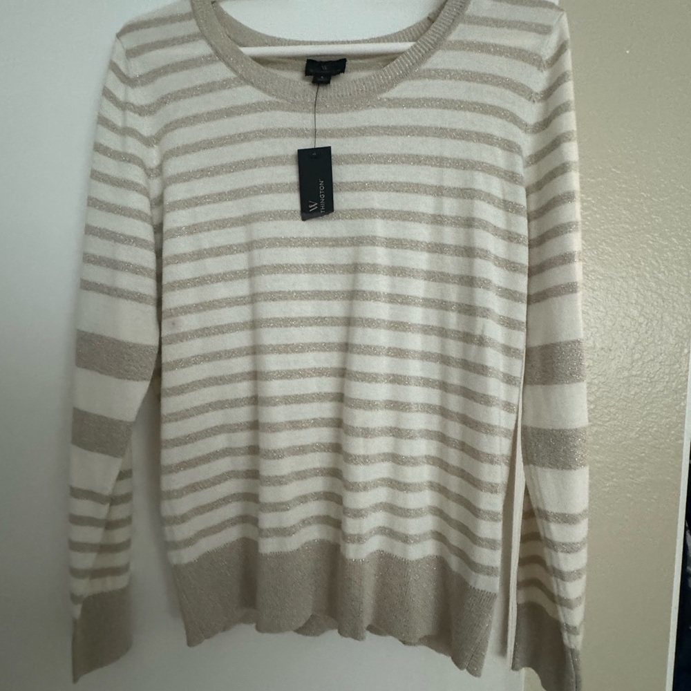 Sparkley Gold and white sweater